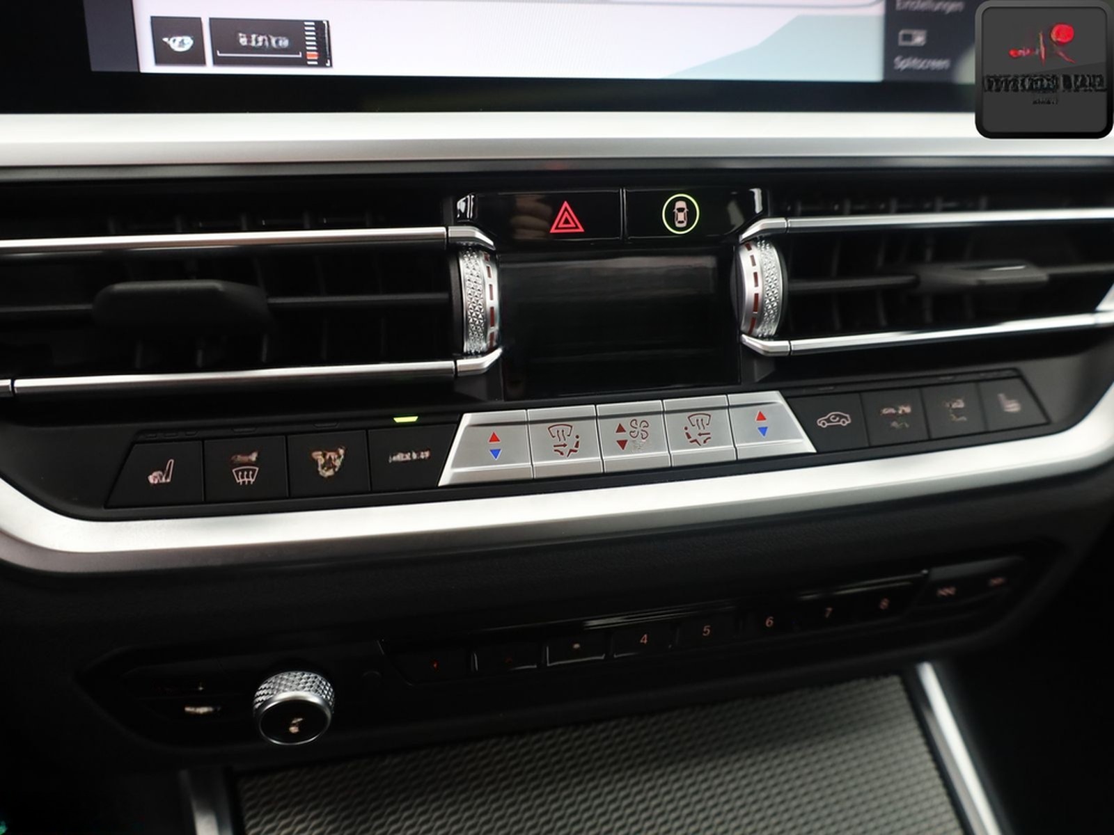 BMW 320 i M SPORT SHADOW LASER,HUD,KEYLESS,AMBIENTE foto 22