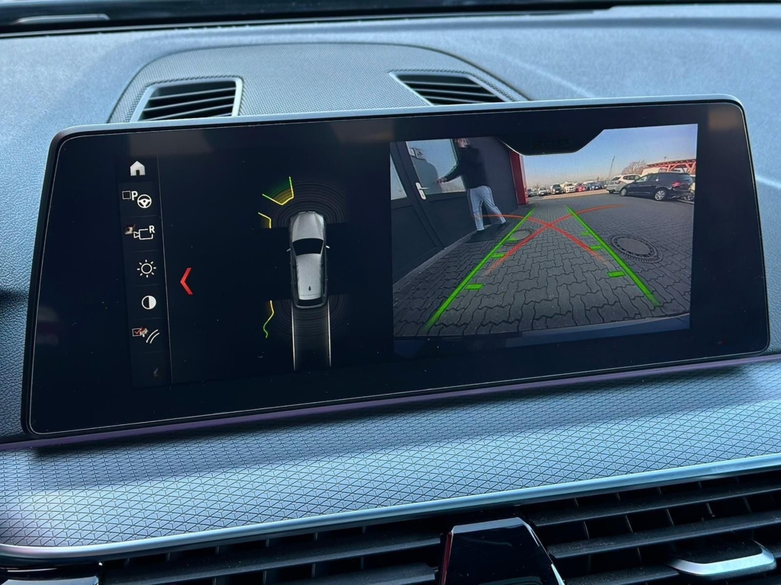 BMW 540d xD M SPORT SHADOW* LED#4xSHZ#PANO#HUD#KEYLE foto 22