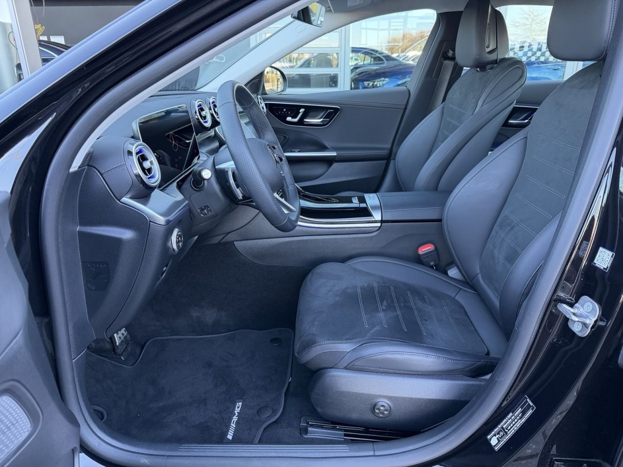 Mercedes-Benz C 180 AMG+MEMORY+TOTW+AMBIENTE+KAM+LED+PERF AGA foto 12