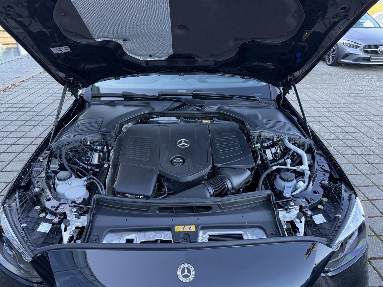 Mercedes-Benz C 180 AMG+MEMORY+TOTW+AMBIENTE+KAM+LED+PERF AGA foto 14