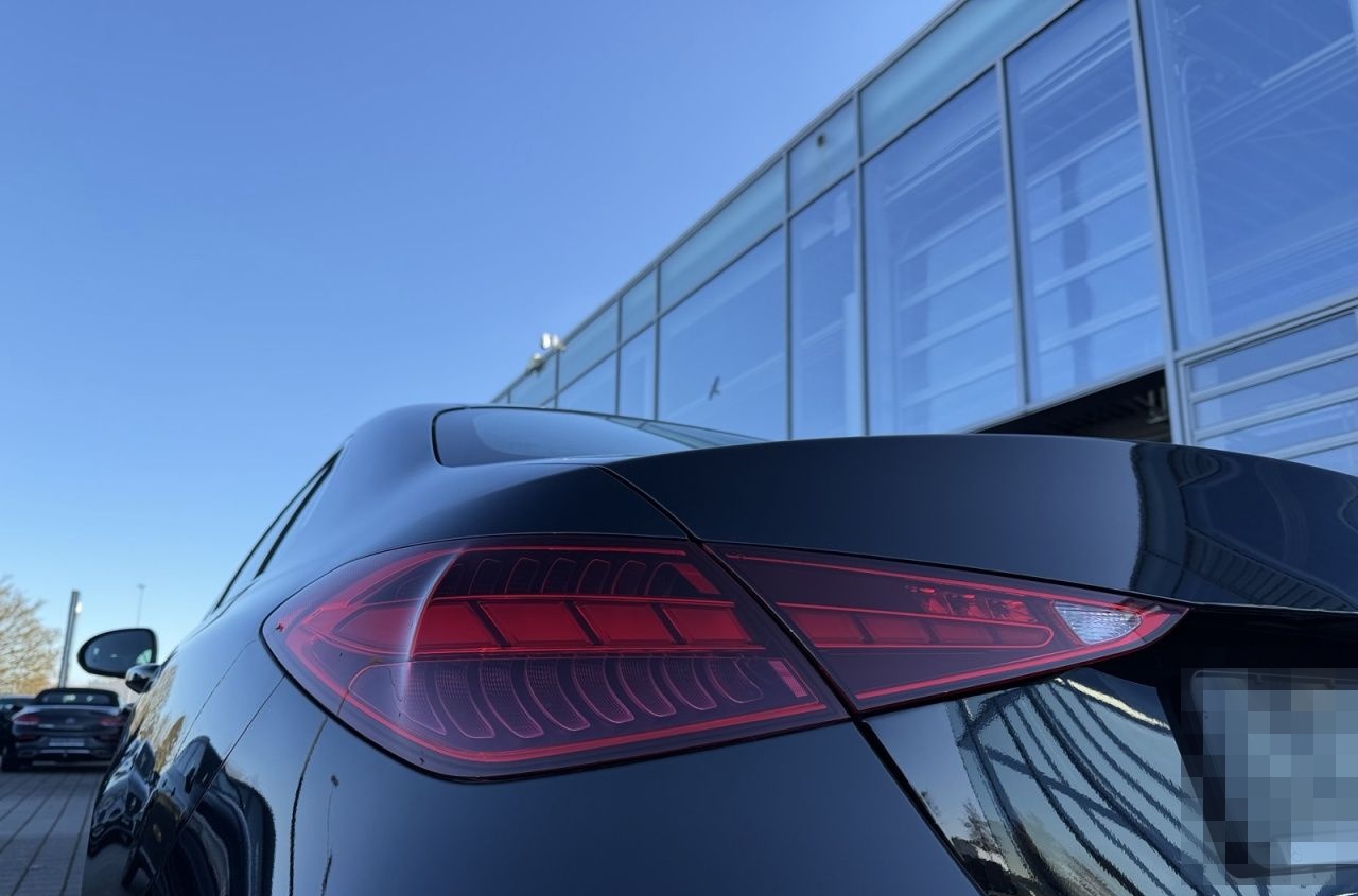Mercedes-Benz C 180 AMG+MEMORY+TOTW+AMBIENTE+KAM+LED+PERF AGA foto 21