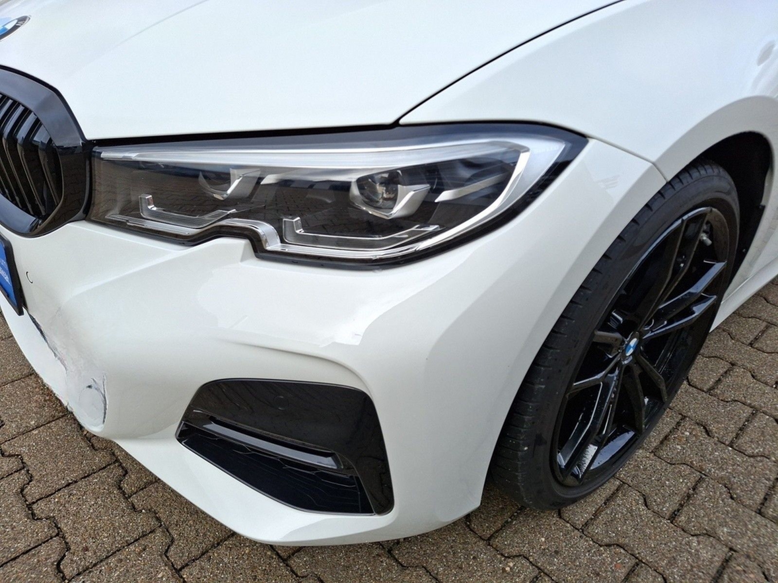 BMW 330i xDrive Touring M Sport Navi HiFi LED PDC foto 13