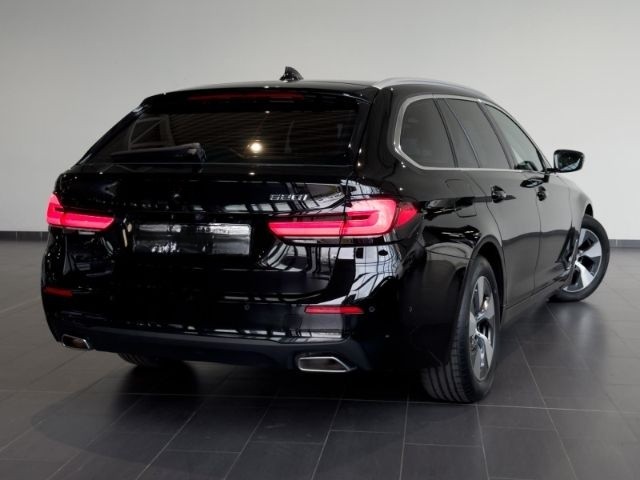 BMW 520 i Touring LED+SHZ+Temp+Apple CarPlay foto 3
