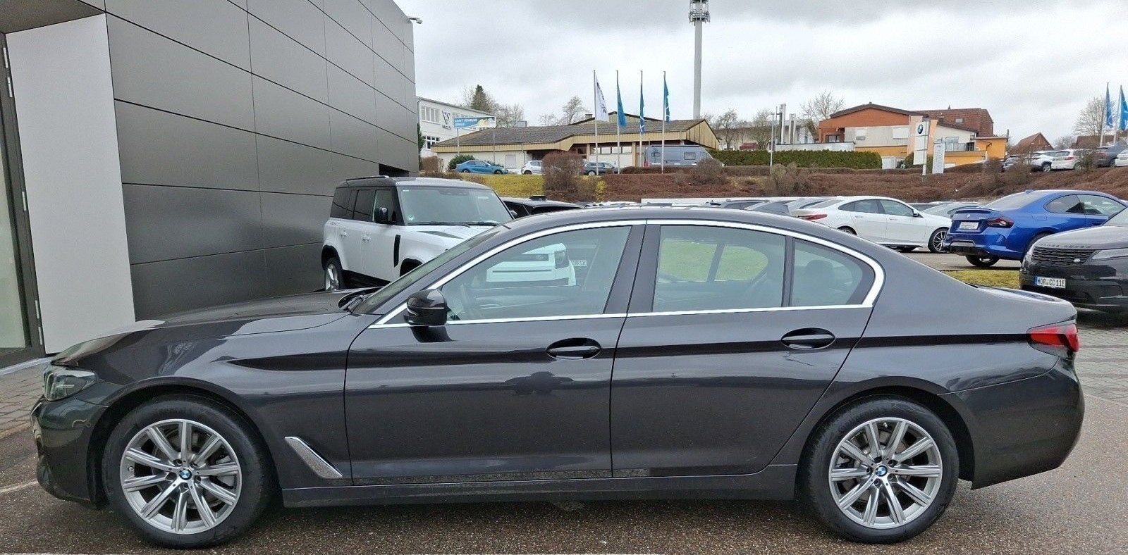 BMW 520d xDrive Aut. Klimaaut. Glasdach Head-Up AHK foto 13
