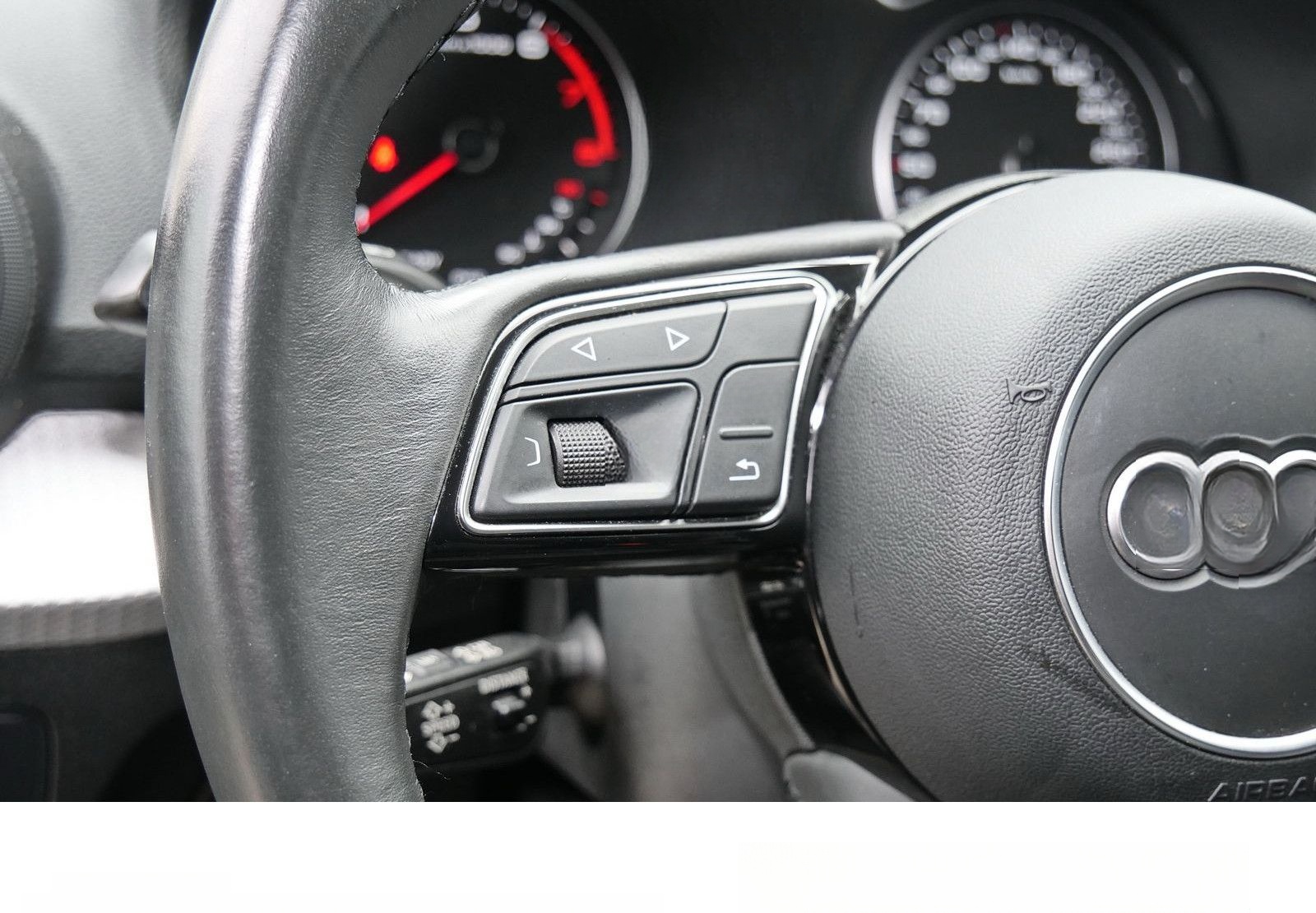 Audi Q2 35 TFSI LED Stronic Navi Kamera UVM foto 21