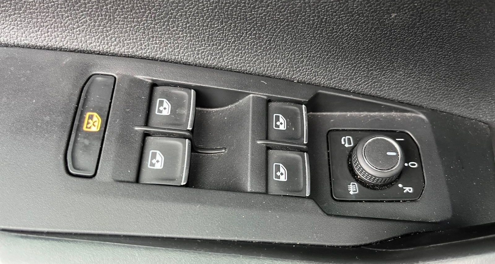 Volkswagen Taigo Move mit LED+PDC+GARANTIE foto 22