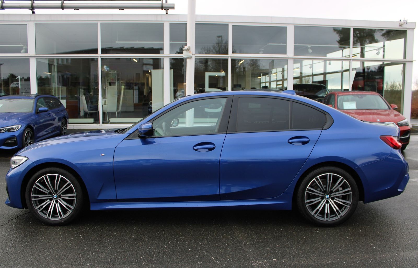 BMW 320d xDrive A M Sport HiFi DAB WLAN Komfortzg. foto 4
