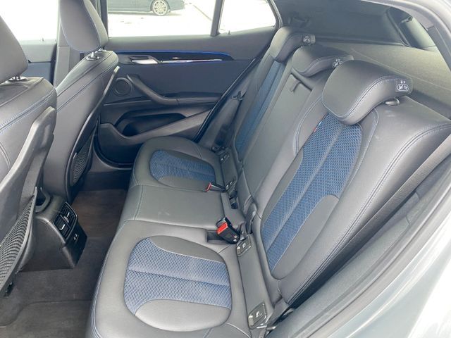 BMW X2 sDrive 20 i M Sport Head-Up HIFI foto 11