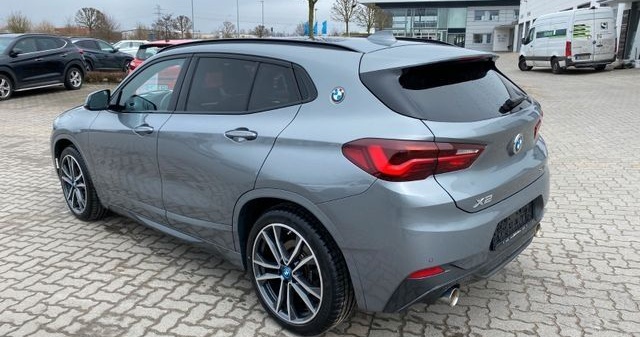 BMW X2 sDrive 20 i M Sport Head-Up HIFI foto 4