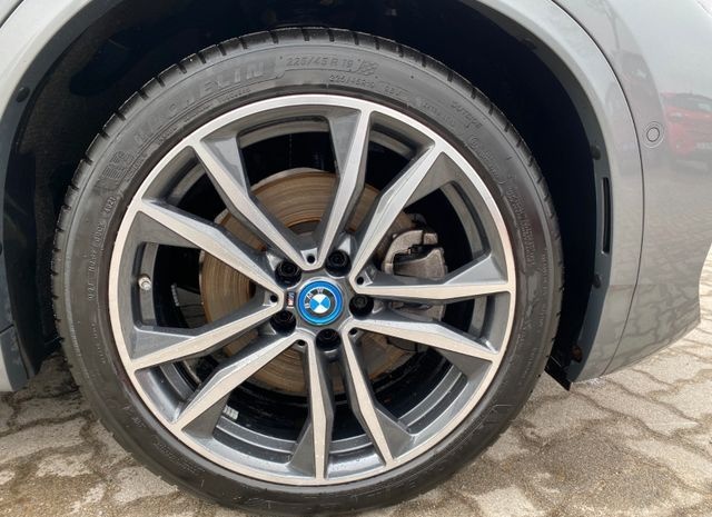 BMW X2 sDrive 20 i M Sport Head-Up HIFI foto 8
