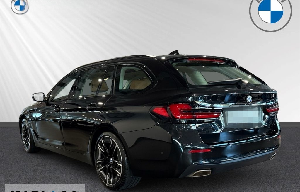 BMW 540 i xDrive Touring Pano AHK HUD Keyless HiFi foto 3