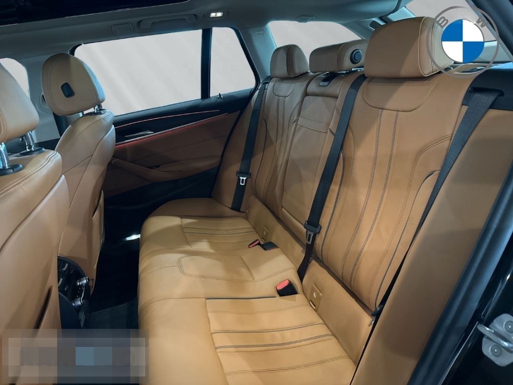 BMW 540 i xDrive Touring Pano AHK HUD Keyless HiFi foto 9