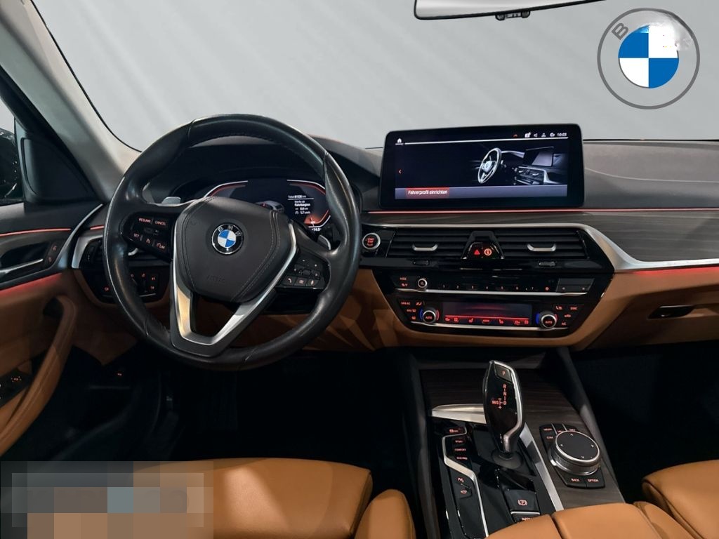 BMW 540 i xDrive Touring Pano AHK HUD Keyless HiFi foto 10