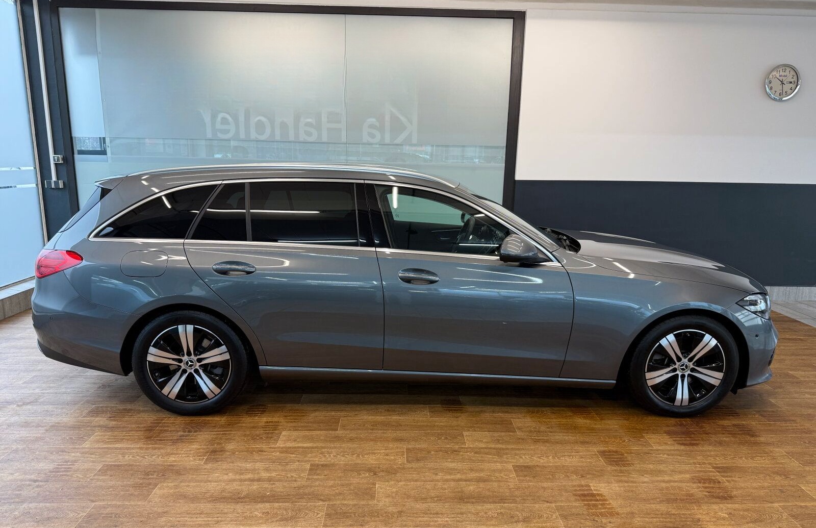 Mercedes-Benz C 220 d T Avantgarde +DIGITAL-LIGHT-NAVI+DAB+AHK foto 3