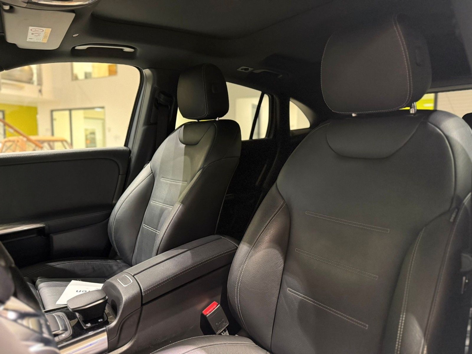 Mercedes-Benz GLA 45 S AMG*Pano*360°*Burmester* foto 14