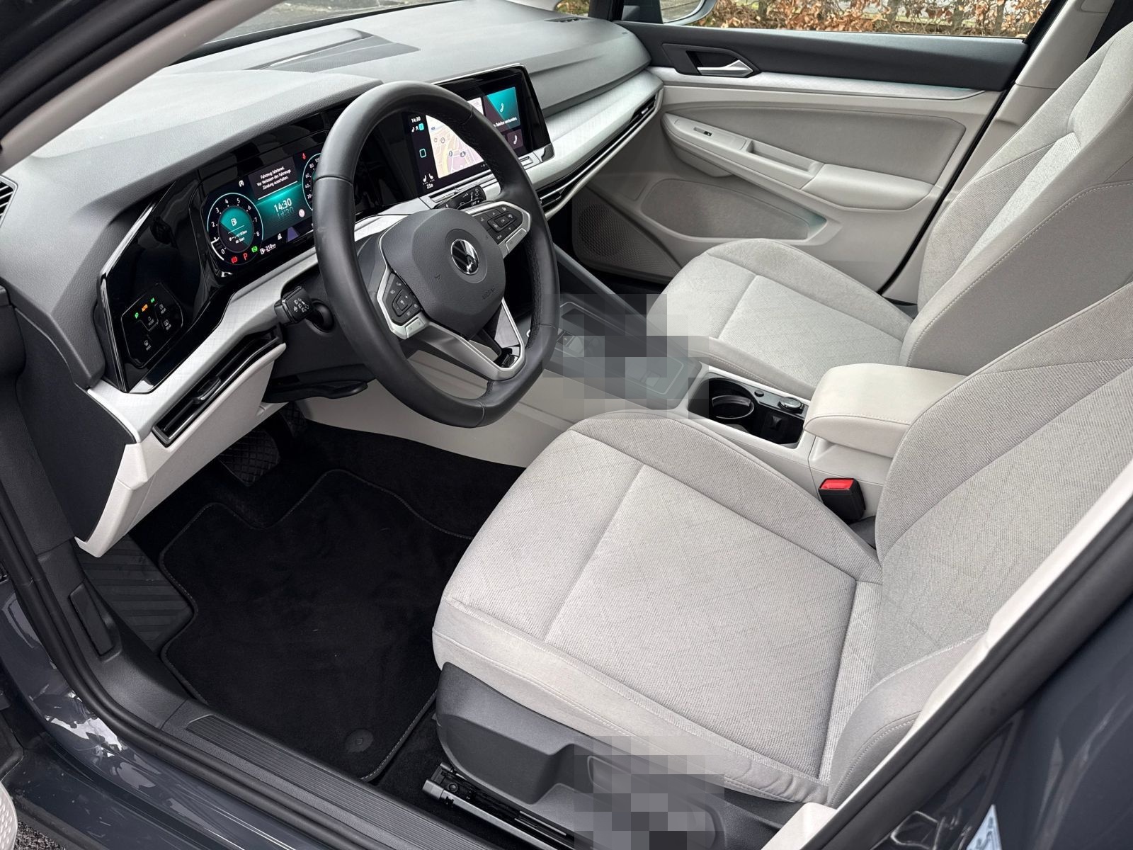 Volkswagen Golf VIII Life 1.5 eTSI DSG, NAVI, SHZ foto 10