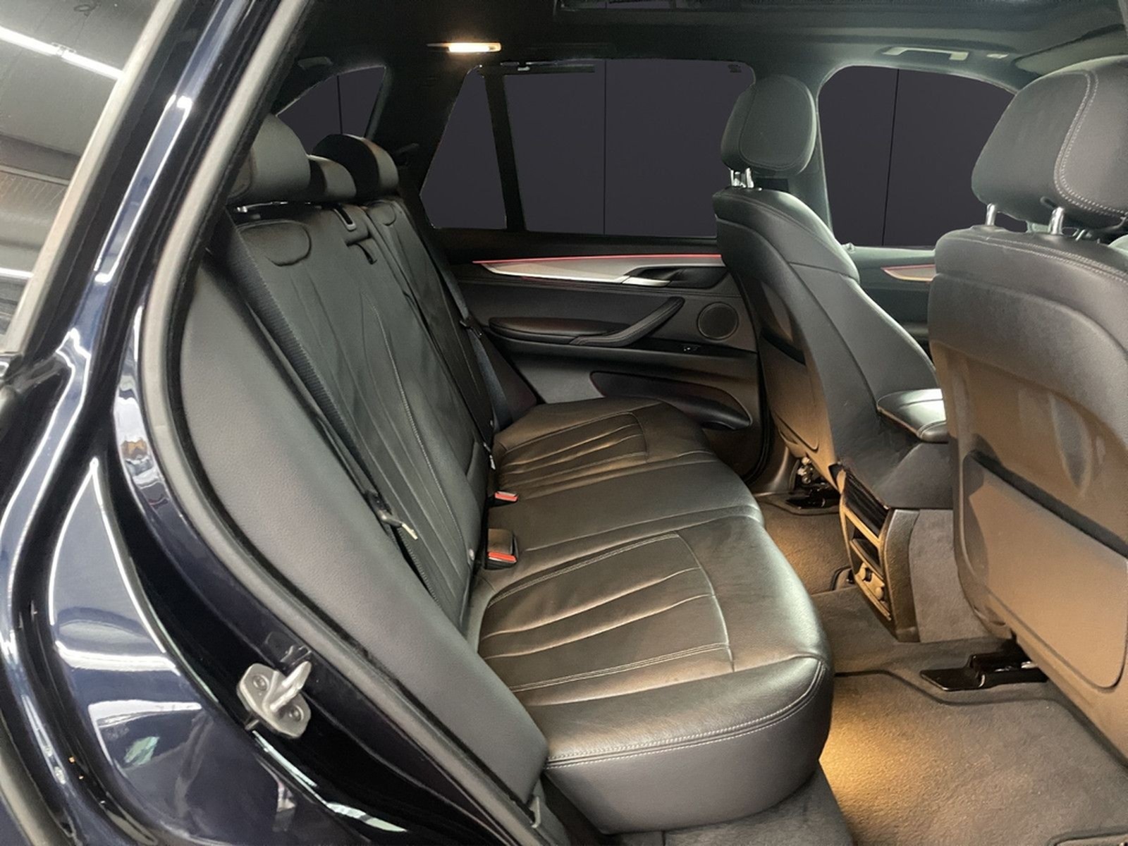 BMW X5 xDrive 35 i *Pano*AHK*Sport-Paket M*Leder* foto 15