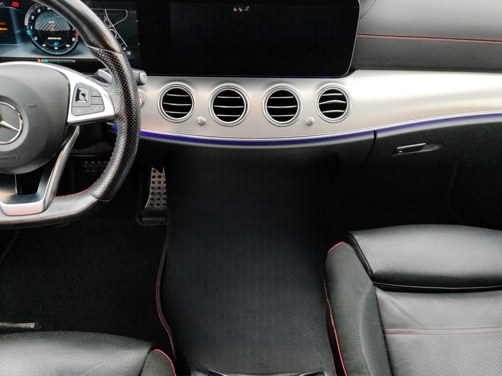 Mercedes-Benz E 43 AMG 4Matic*Head-up*Pano*360°*Ambiente* foto 13