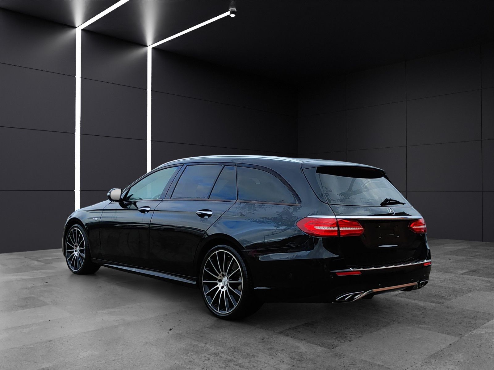 Mercedes-Benz E 43 AMG 4Matic*Head-up*Pano*360°*Ambiente* foto 4