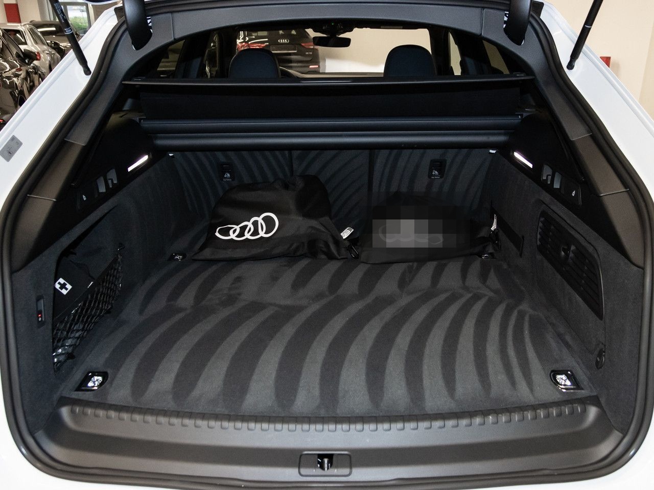 Audi A6 Avant advanced 50 TFSI e quattro S tronic foto 9