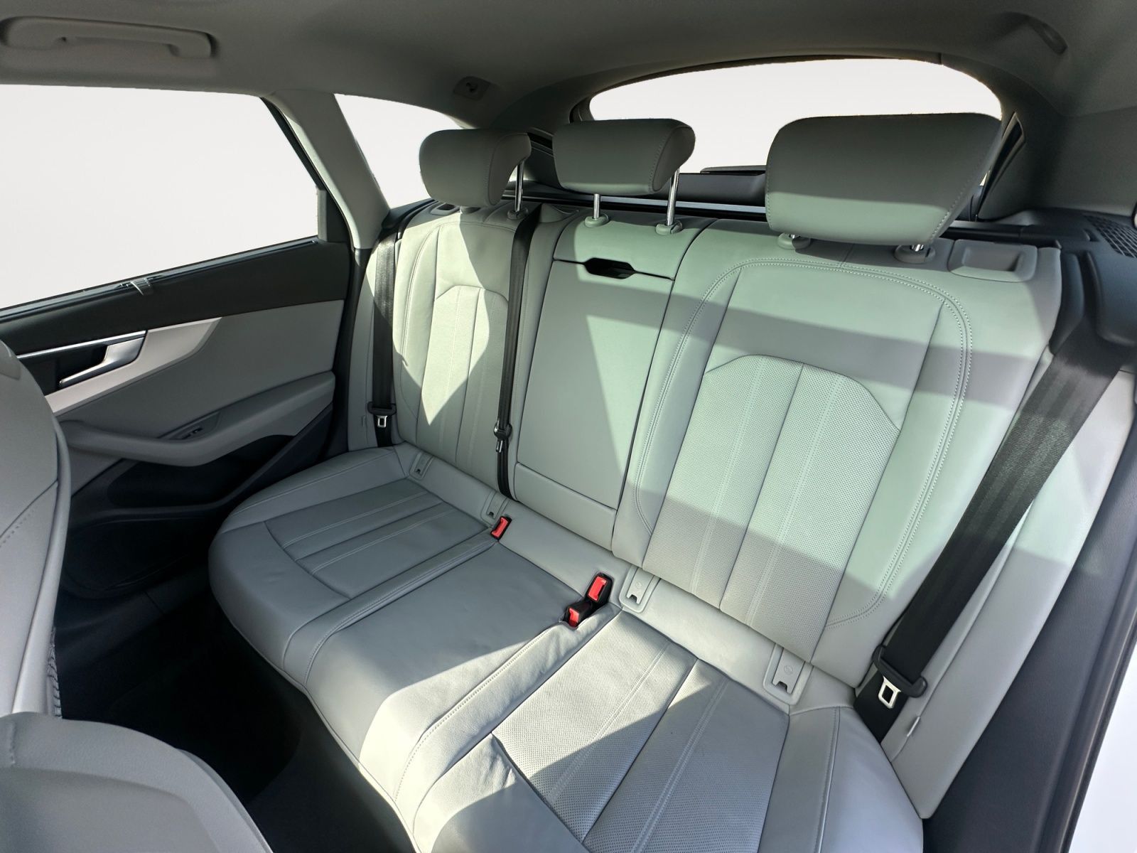 Audi A4 Avant 35 TDI S-tronic advanced *AHK*Matrix-LE foto 14