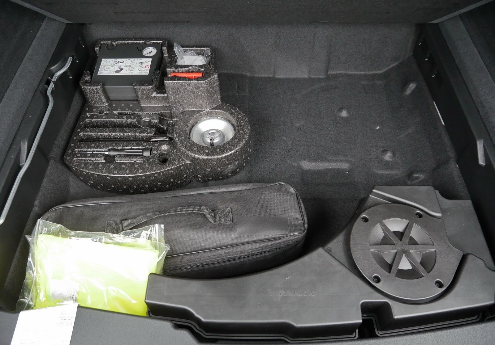 Volkswagen Touareg R-Line TDI 4Motion 20Z*LED*DYNAUDIO*360° foto 23