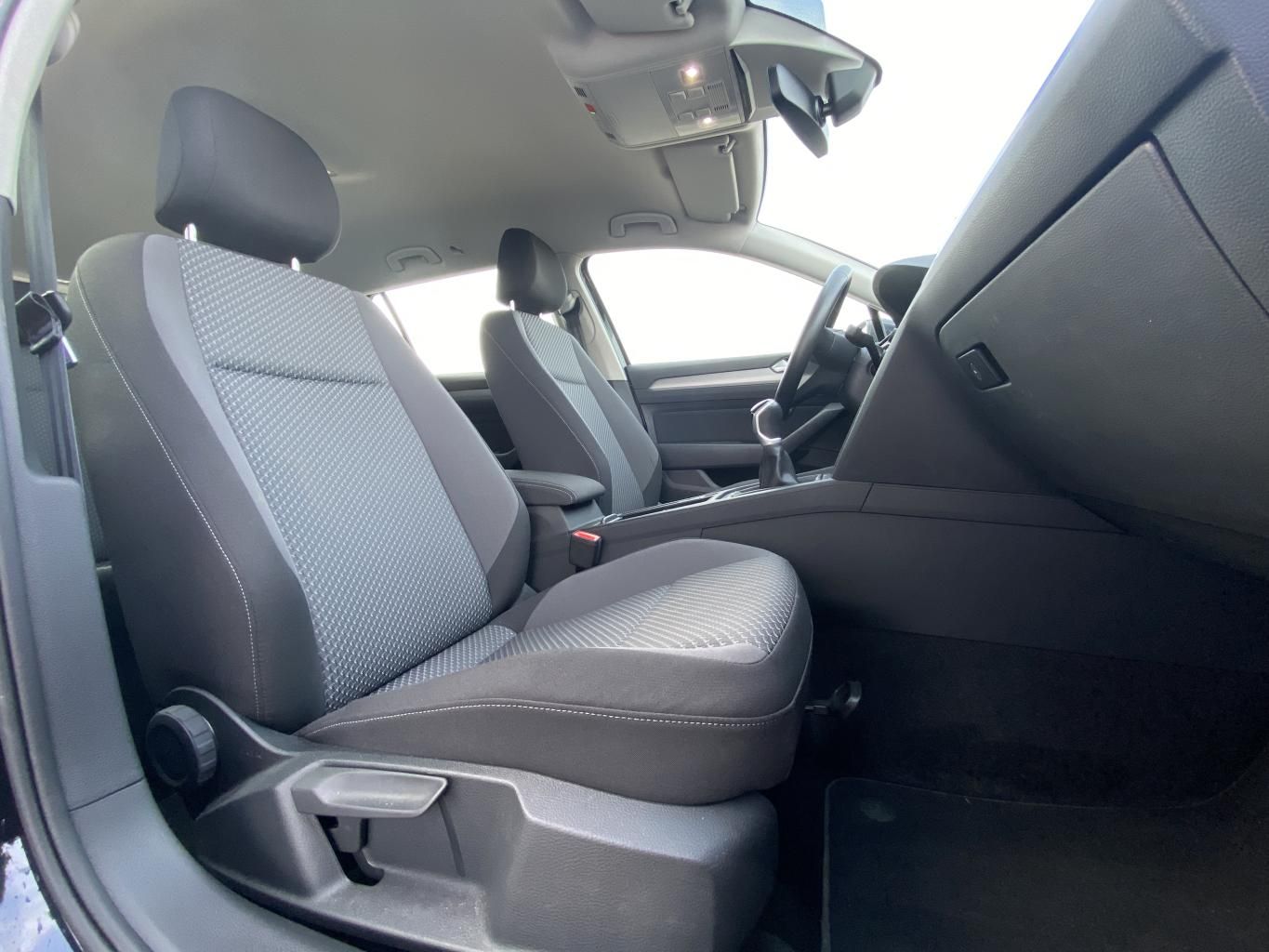 Volkswagen Passat Variant 1.5 TSI AHK+APP-CONNECT+KAMERA+LE foto 13