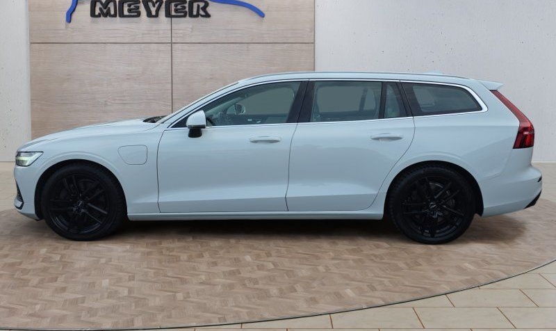 Volvo V60 T6 Twin Engine AWD 8*Alu/LED/Navi/el.Klappe foto 2