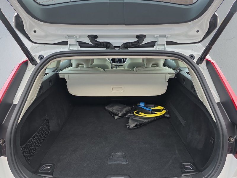 Volvo V60 T6 Twin Engine AWD 8*Alu/LED/Navi/el.Klappe foto 15