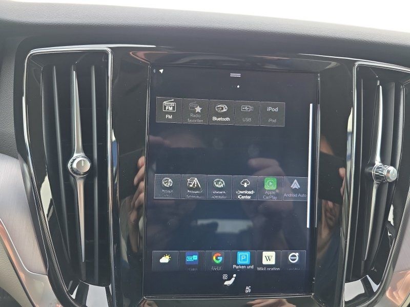 Volvo V60 T6 Twin Engine AWD 8*Alu/LED/Navi/el.Klappe foto 25