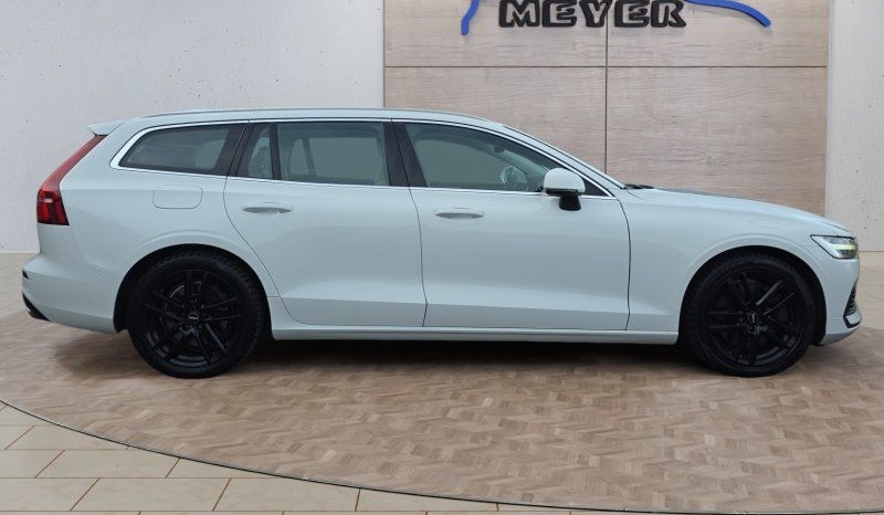 Volvo V60 T6 Twin Engine AWD 8*Alu/LED/Navi/el.Klappe foto 6