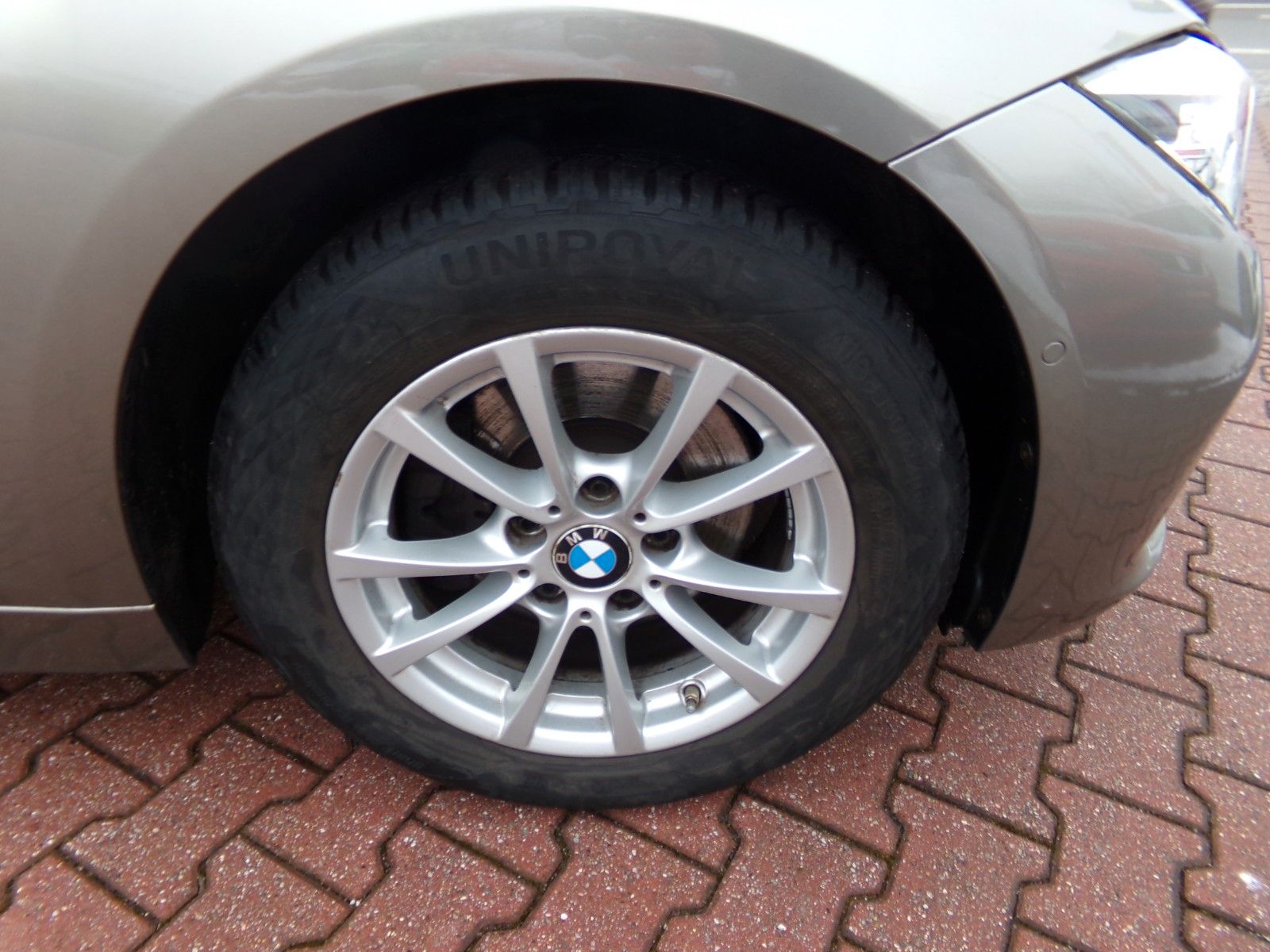 BMW 330 e iPerformance Advantage , Head Up Display foto 8