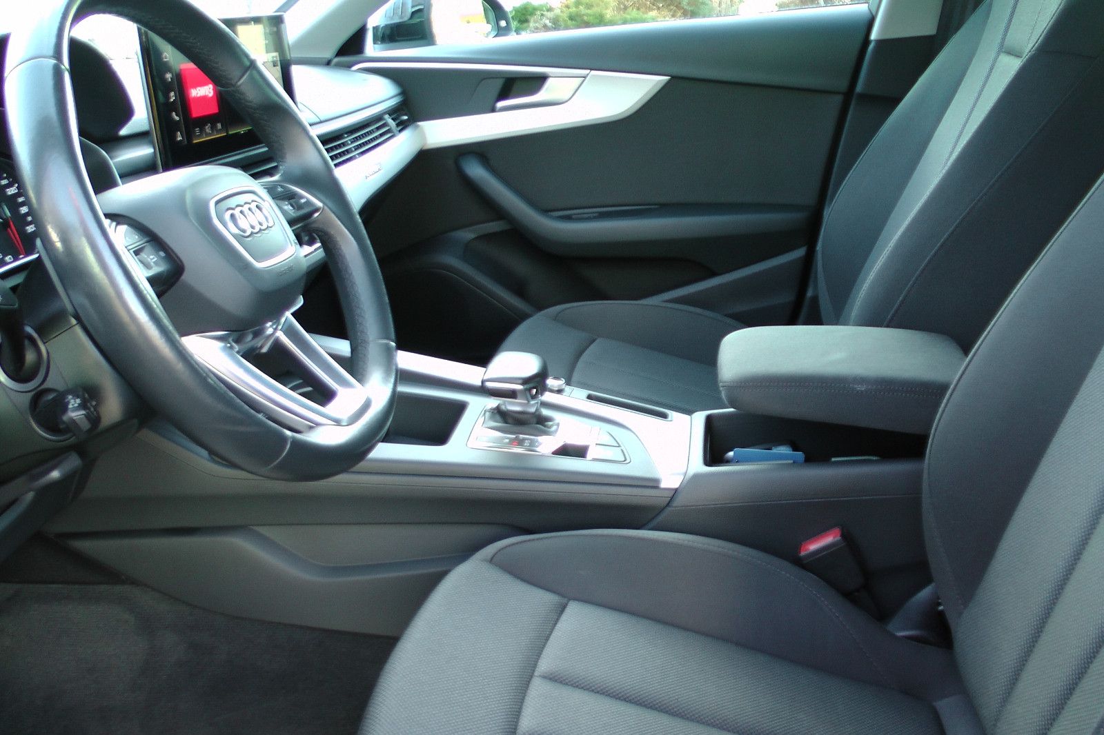 Audi A4 Avant 45 TFSI quattro*Matrix*ACC*AHK*HUD*360º foto 11