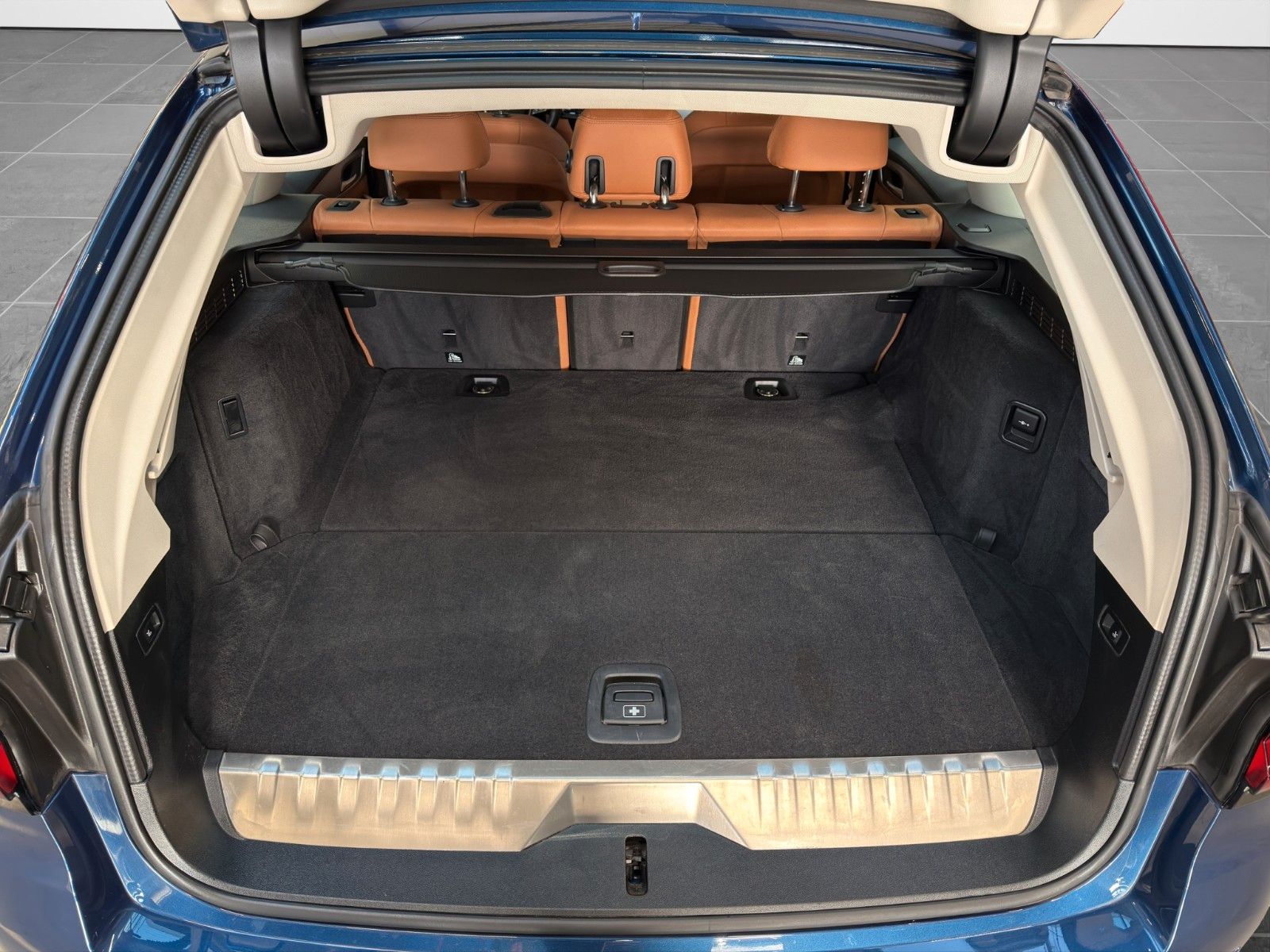 BMW 530e Touring Luxury Line ACC RFK WLAN 4ZK LED foto 11