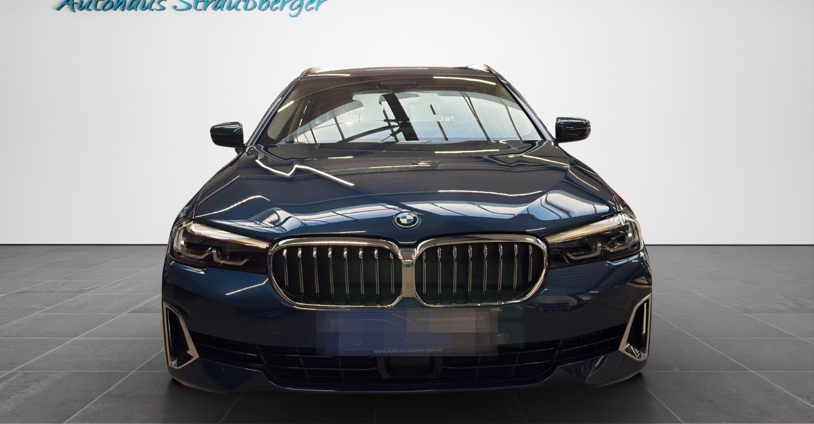 BMW 530e Touring Luxury Line ACC RFK WLAN 4ZK LED foto 6