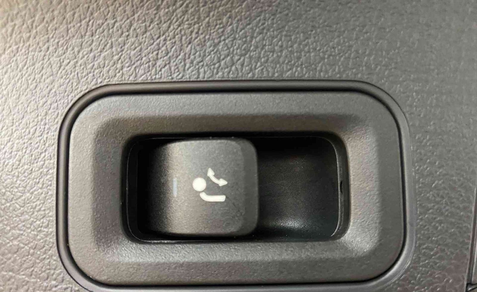 Mercedes-Benz GLA 200 d 4M AMG+Pano+Distr+LED+Navi+AHK+Memory+ foto 15