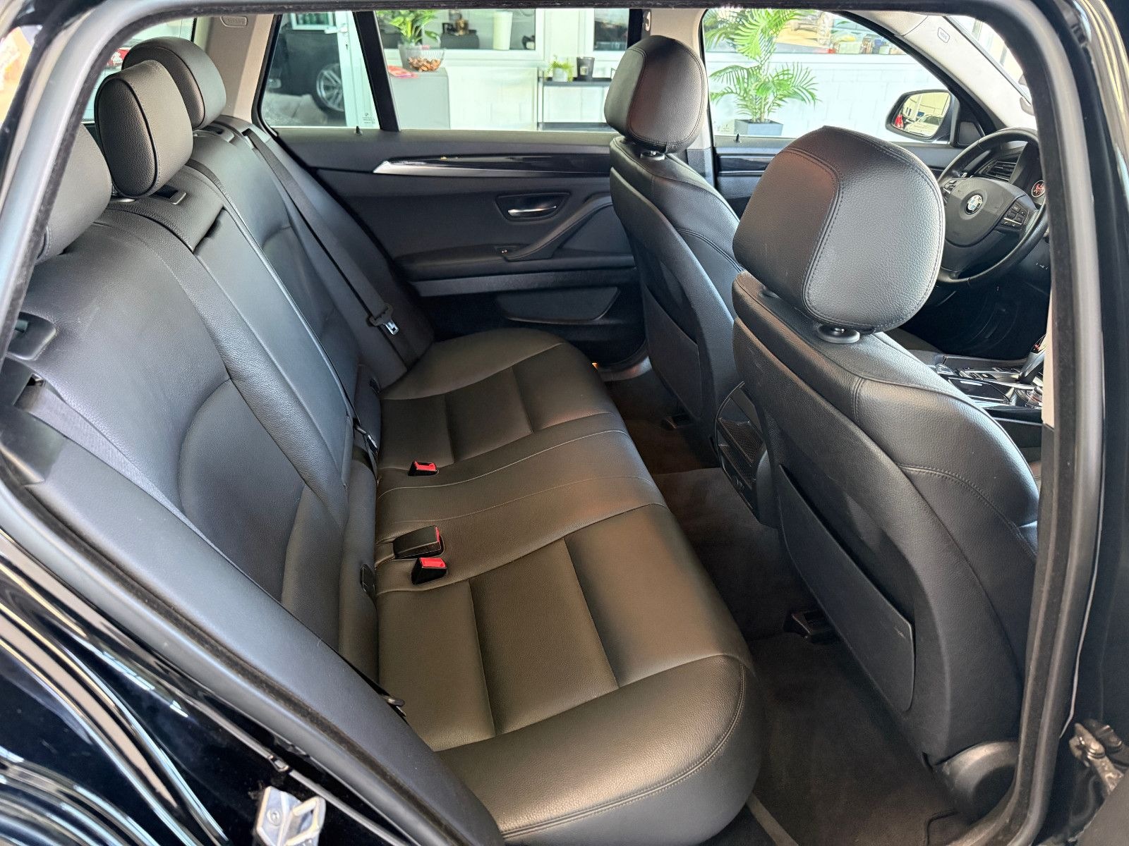 BMW 520 d*AUTOM*NAVI*BI-XENON*SHZ*LEDER*USB*PDC*LED foto 20