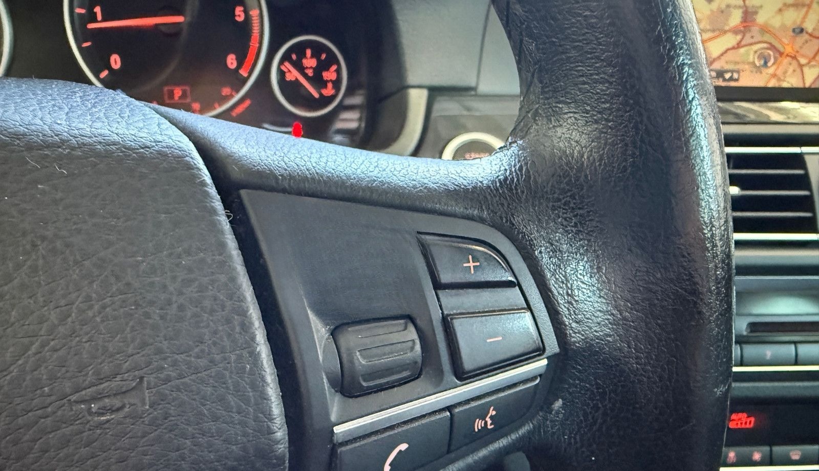BMW 520 d*AUTOM*NAVI*BI-XENON*SHZ*LEDER*USB*PDC*LED foto 31