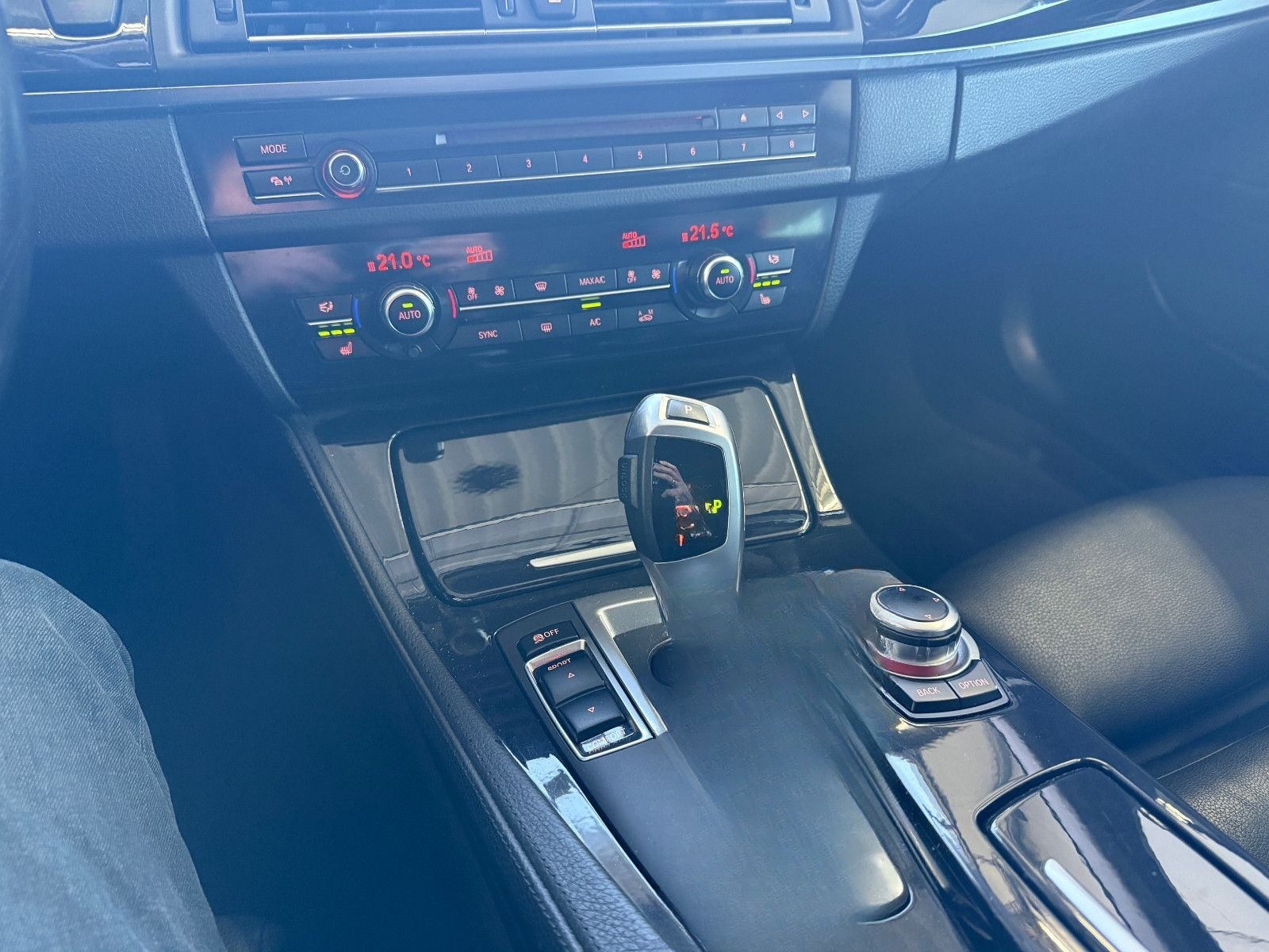 BMW 520 d*AUTOM*NAVI*BI-XENON*SHZ*LEDER*USB*PDC*LED foto 37