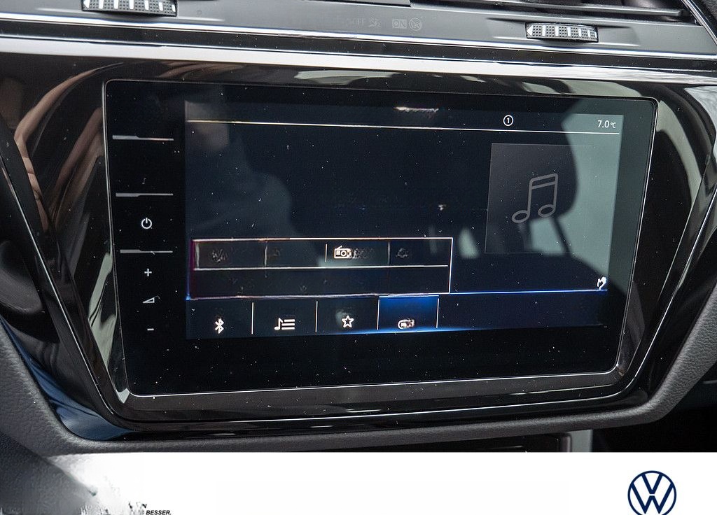 Volkswagen Touran 2.0TDI DSG LED NAVI ACC STANDHZ foto 12