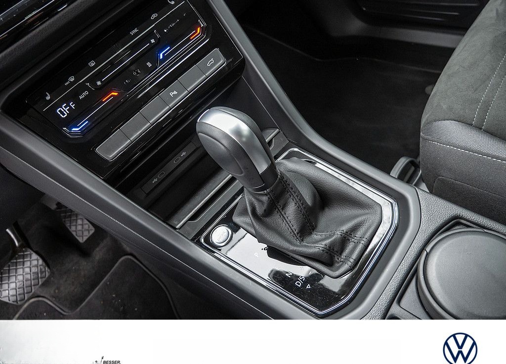 Volkswagen Touran 2.0TDI DSG LED NAVI ACC STANDHZ foto 14