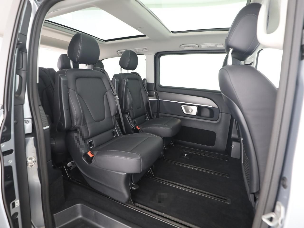 Mercedes-Benz V 300 d Avantgarde Lang 4M AMG AHK Pano Airmatic foto 15