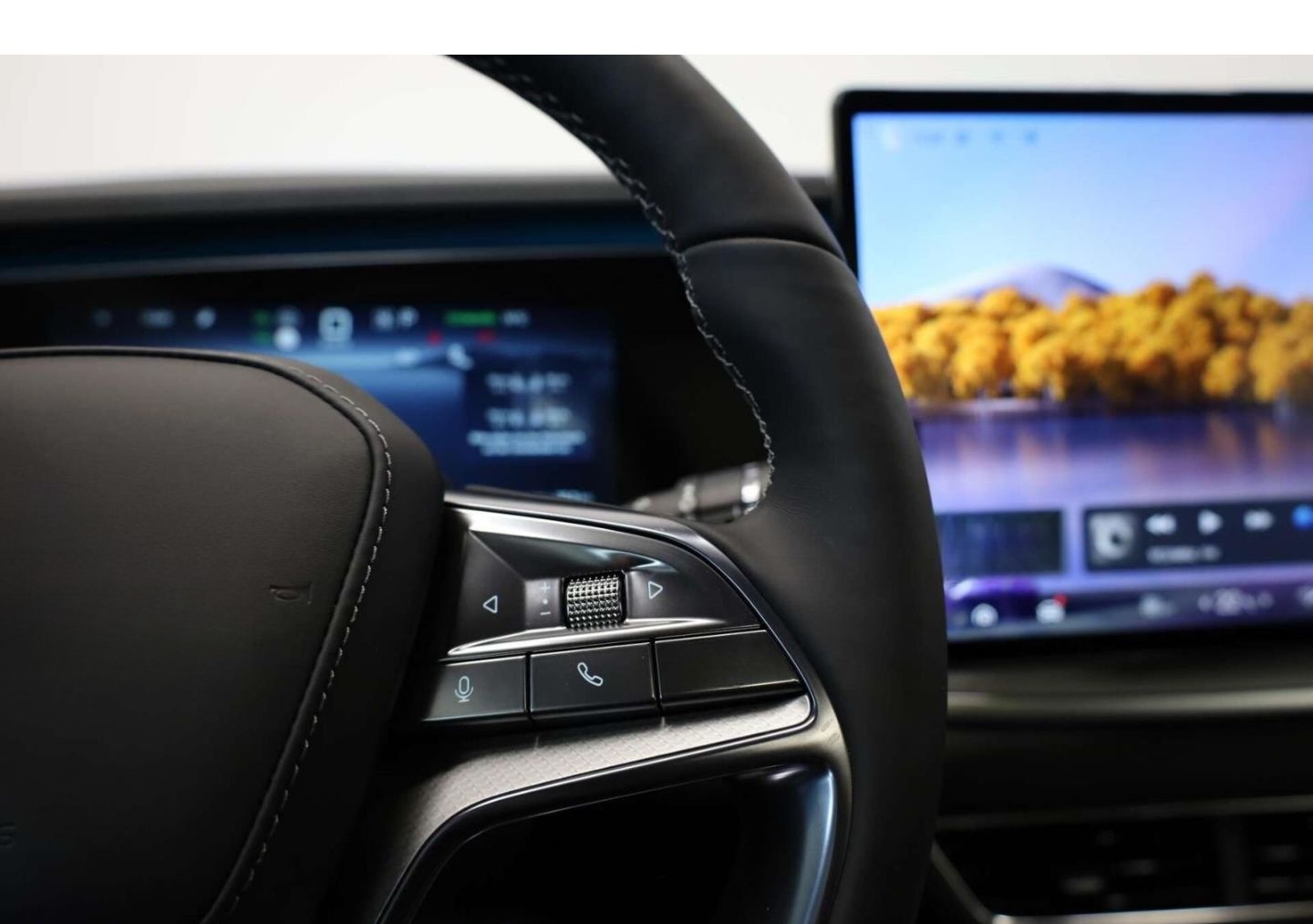 BYD SEALION 7 Comfort foto 17