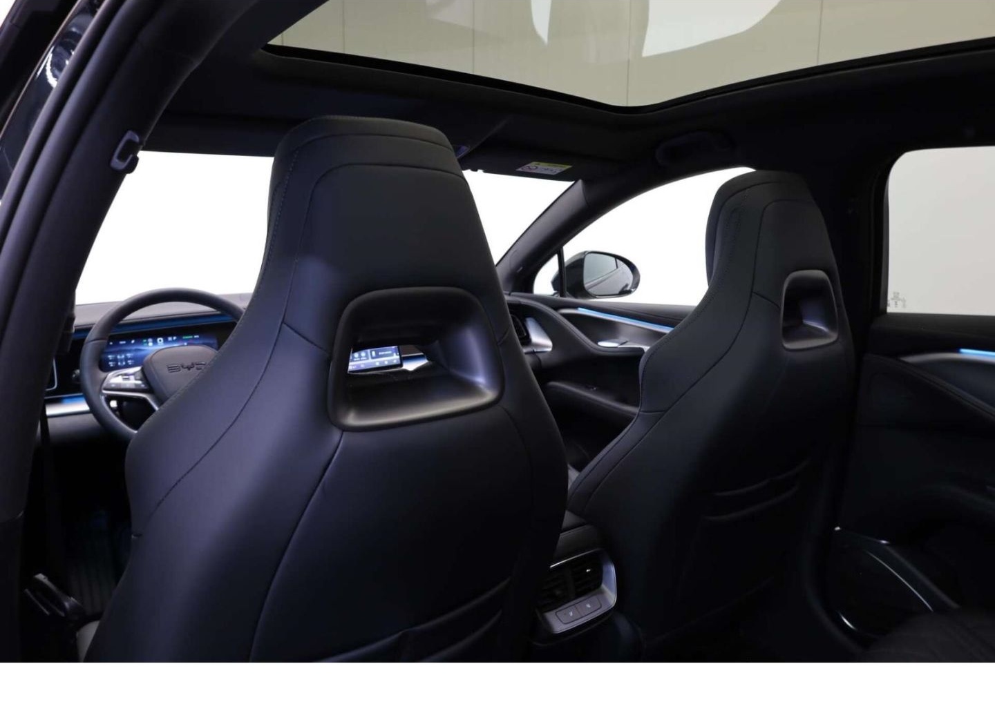 BYD SEALION 7 Comfort foto 24