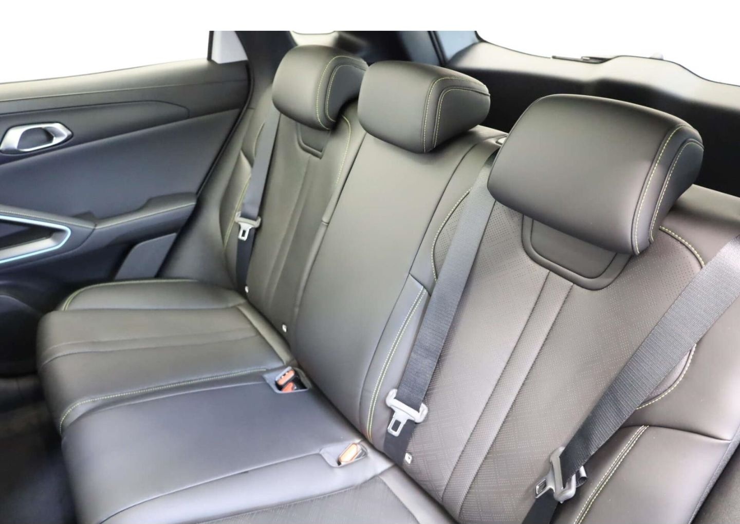 BYD ATTO 2 Comfort foto 11