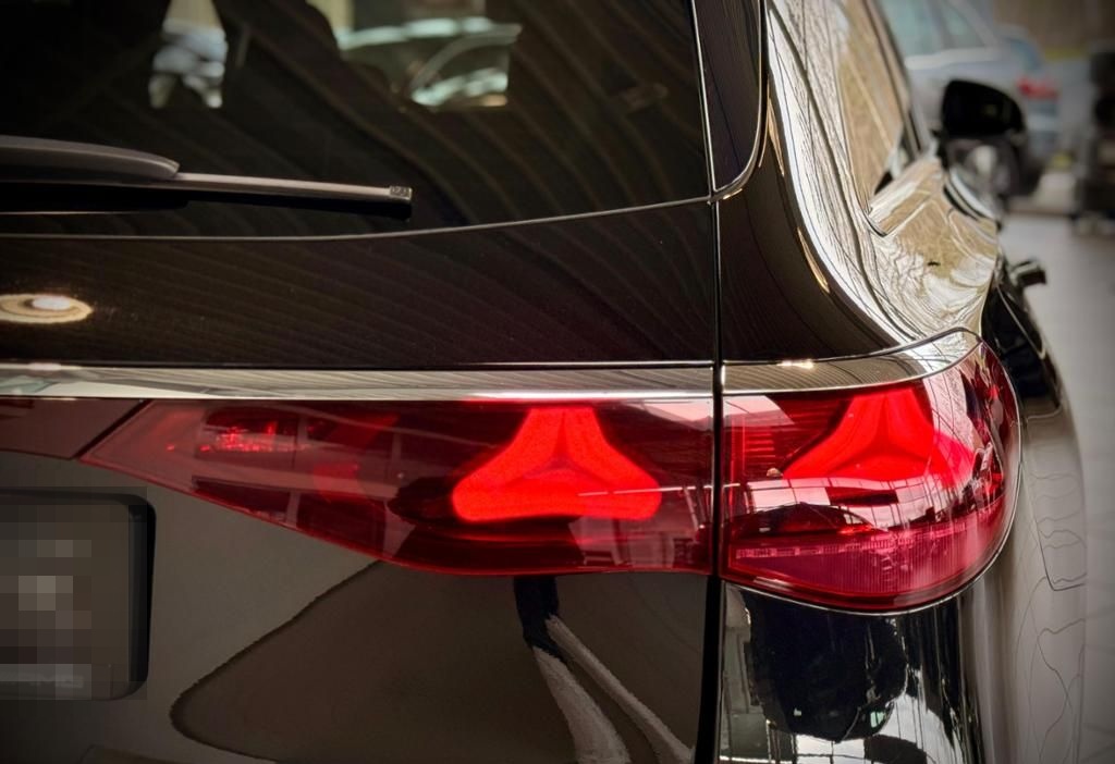 Mercedes-Benz E 220 d T AMG+AHK+NIGHT+DIGIGLIGHT+MEMORY foto 5