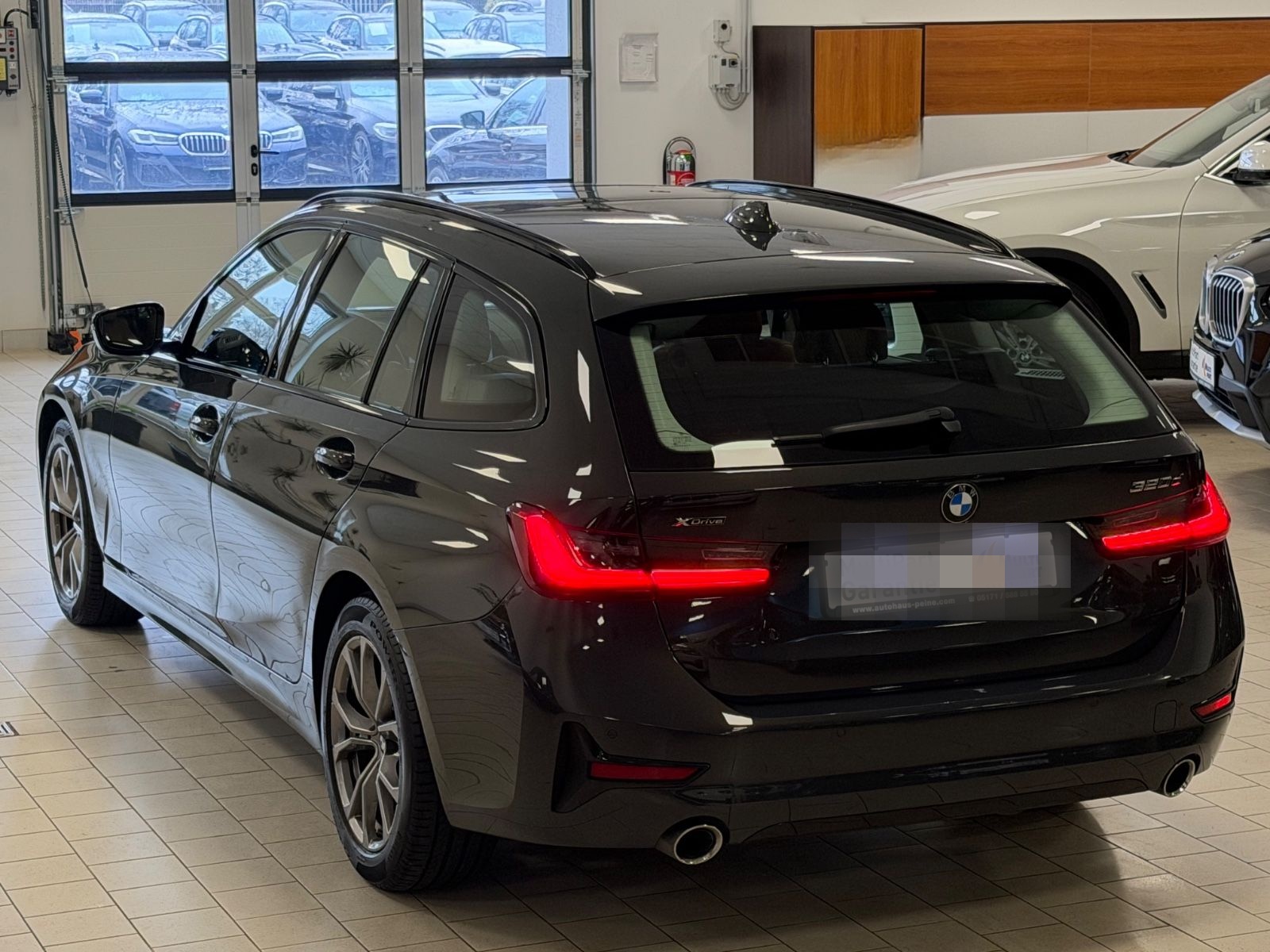 BMW 320dxDriv/Aut/Panor/AHK/LEDer/St&Go/SportL foto 8