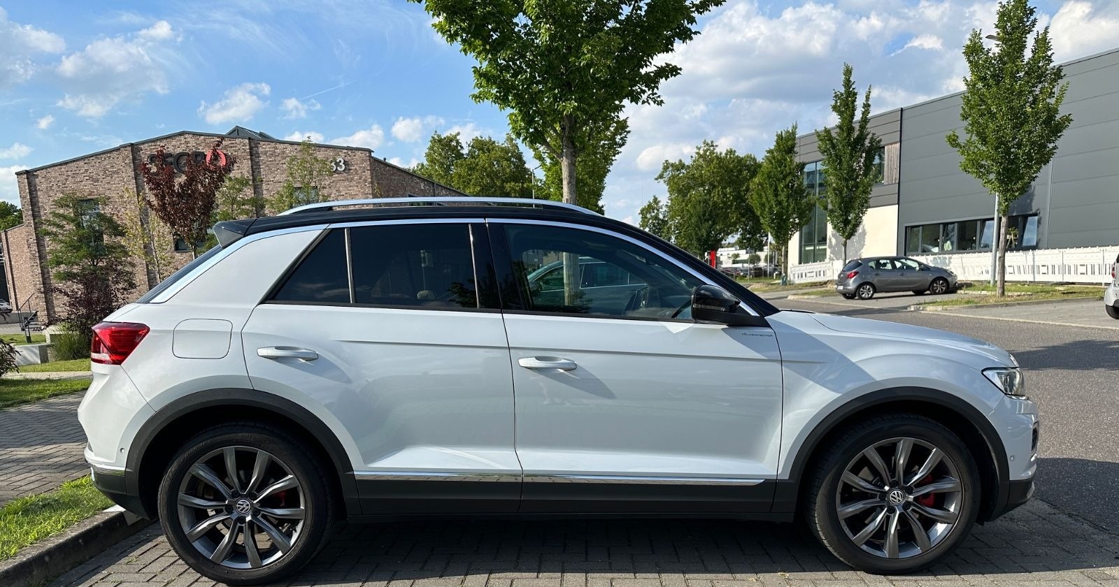 Volkswagen T-Roc 2.0 TSI DSG 4MOTION Sport  foto 3