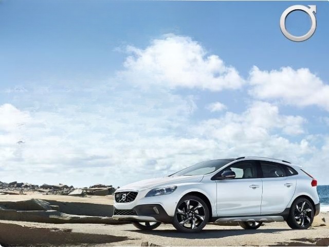 Volvo V60 B4 (Diesel) Core Cam Nebel Navi foto 25