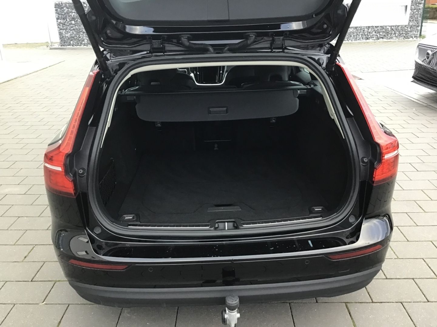 Volvo V60 B4 (Diesel) Core Cam Nebel Navi foto 8